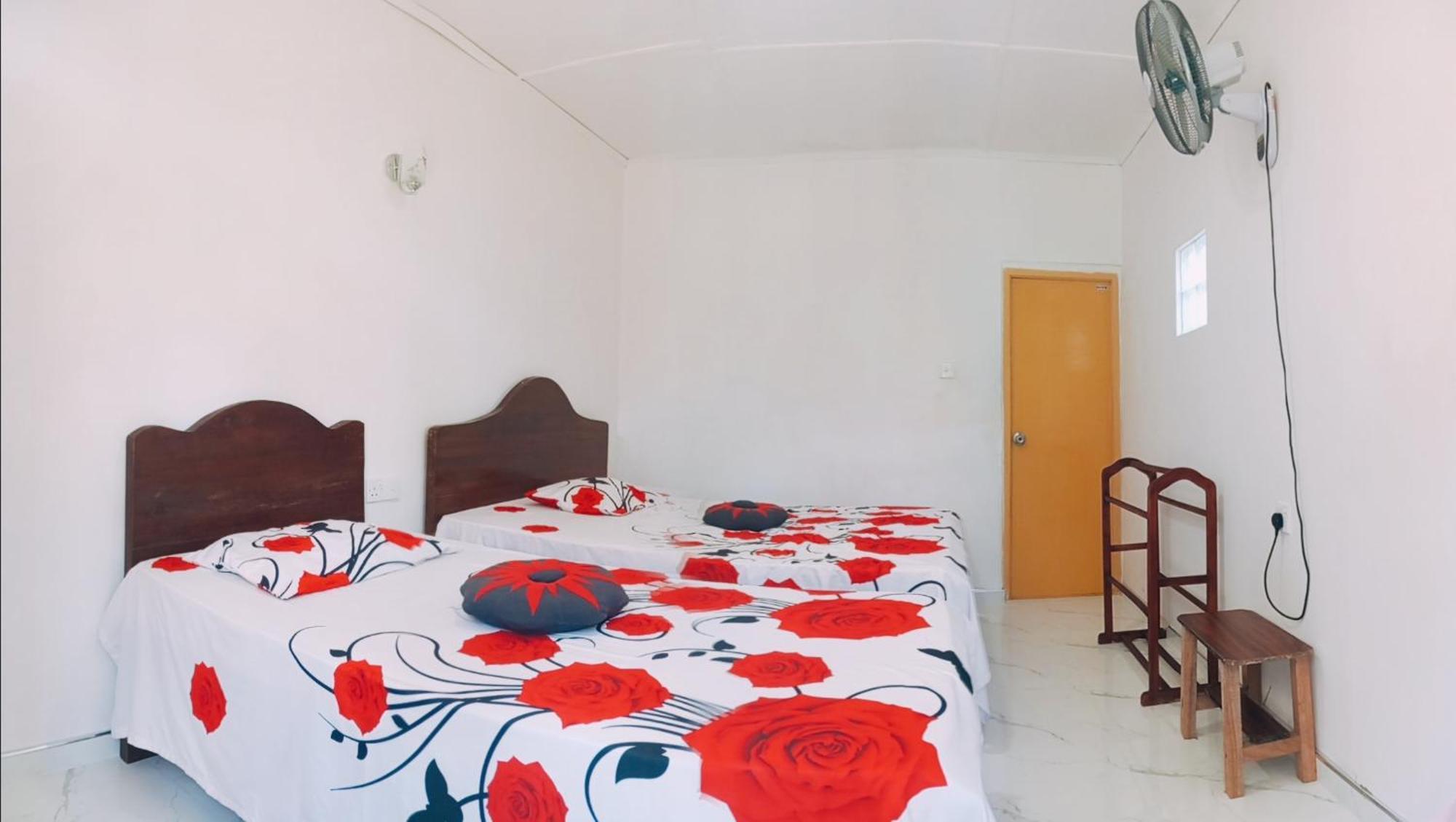 Pleasure Mount Homestay เอลลา ภายนอก รูปภาพ
